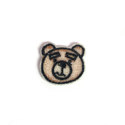 O ODM do OEM bordado personaliza o ferro no tipo Logo Badges do remendo